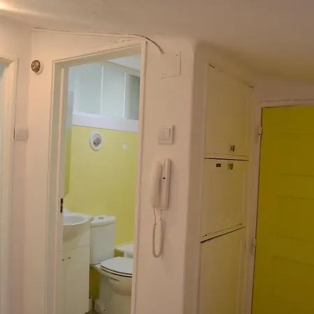 شقة Casa Da Mansarda, Center *